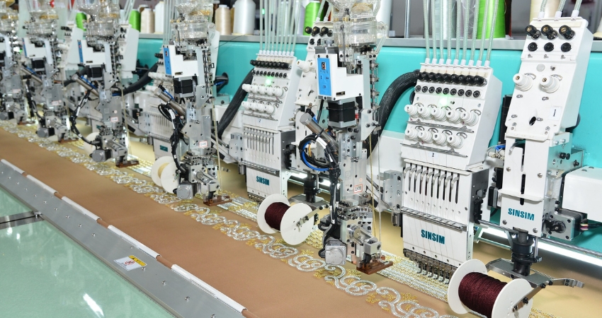 Mixed Beads, Sequins, Tufting Embroidery Machine